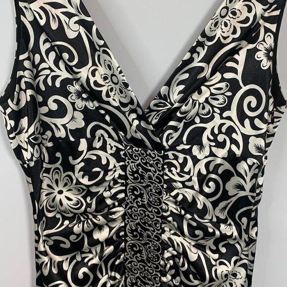 London Times Sleeveless V neck V Back Midi Dress - Picture 2 of 7